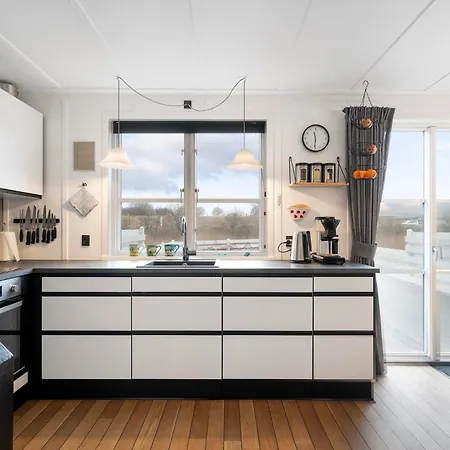 Beautiful In Oer Maritime Village Holiday home *