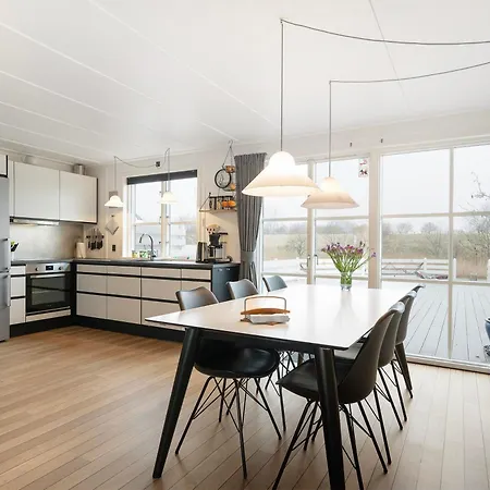 펜션 Beautiful At Oer Maritime Ferieby Ideal For Family Or Activity Holidays